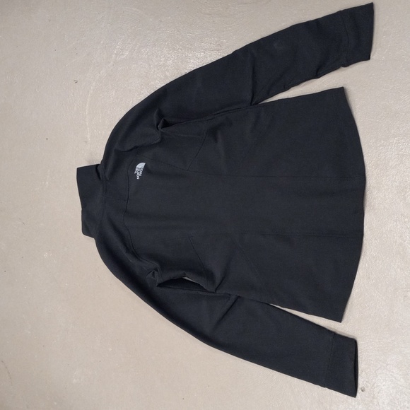 SANY BLACK NORTHFACE JACKET, BURGUNDY LONGSLEEVE 3/4 ZIP, RED SHORT SLEEVE SHIRT - Picture 6 of 16